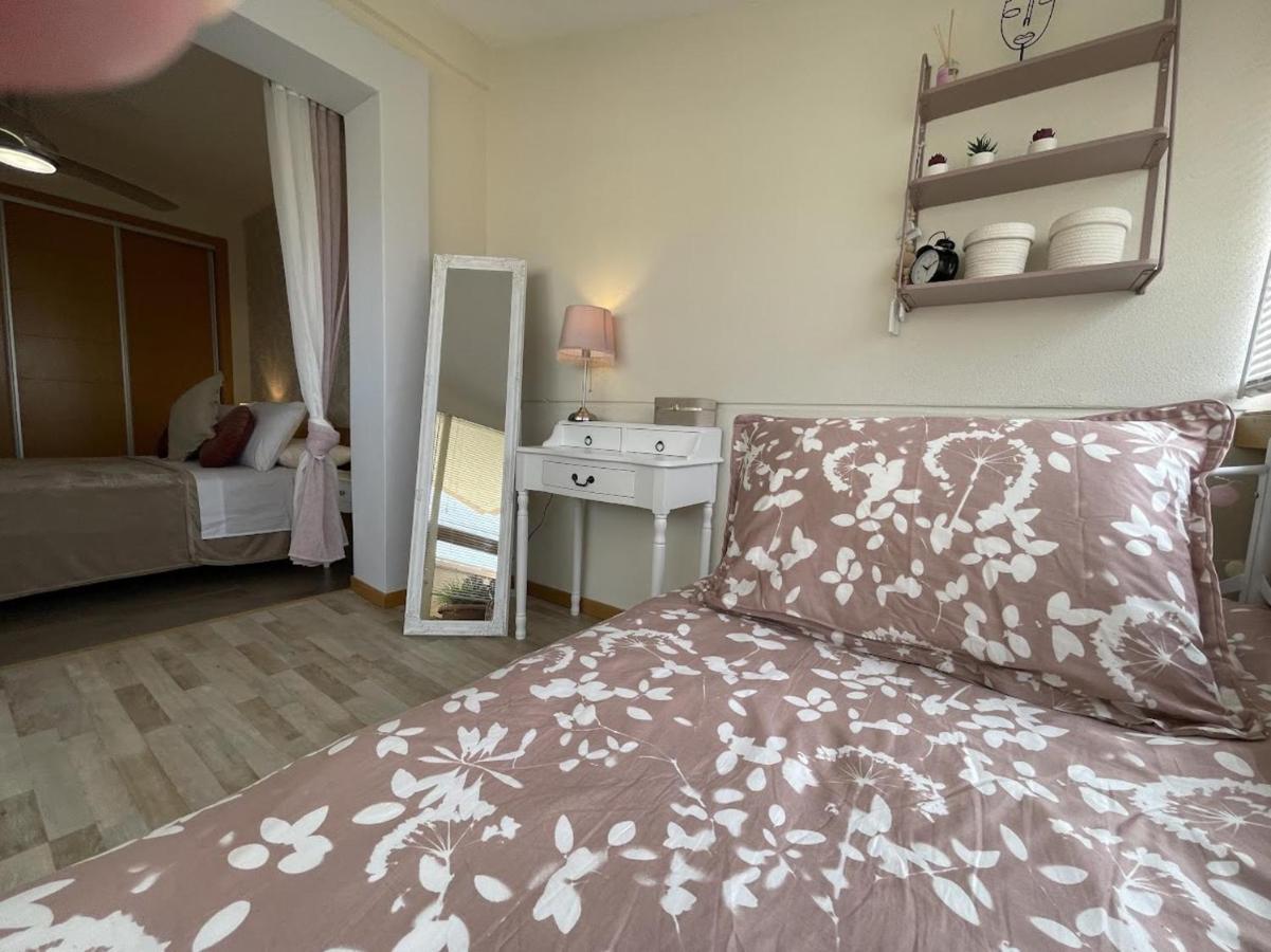 Апартаменти Modern 2-Floor Penthouse With Sea Views - Sleeps 7 Фінестрат Екстер'єр фото